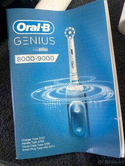 Sonický zubní kartáček Oral B Genius 8000-9000 - 4