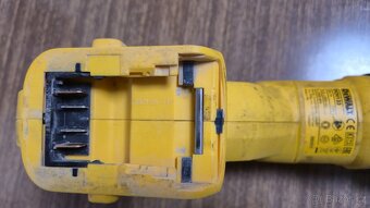 DeWALT DCH133 - 4