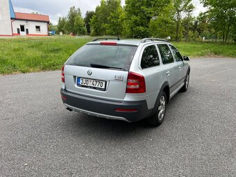 Škoda Octavia Scout 2.0 TDI 103KW - 4