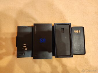 NA SERVIS Samsung Galaxy S8 / 4GB/64GB / LTE / Android 9 - 4