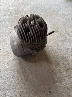 Prodám motor ČZ 175 - 4