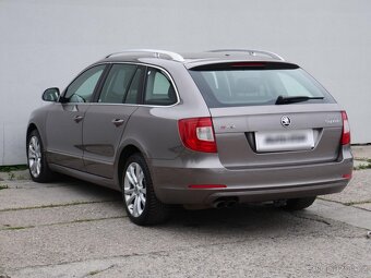 Škoda Superb II 2.0 TDi , 125 kW nafta, 2011 - 4