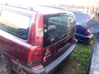 Volvo V70 - 4