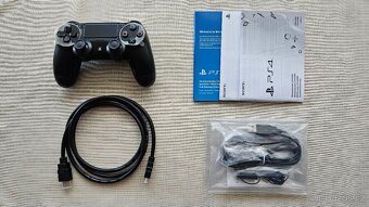 SONY PlayStation 4 - 1TB + stojánek (KRÁSNÝ STAV) - 4