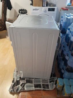 Vestavná pračka Whirlpool 60cm - 4