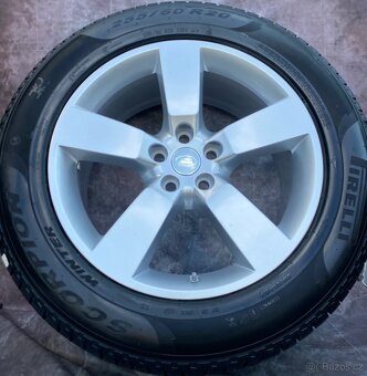 Zimní nová sada Land Rover Defender 255/60R20 113V - 4