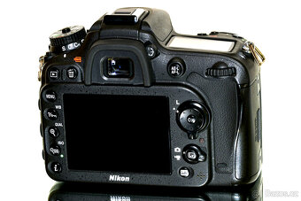 Nikon D7100 TOP STAV - 4