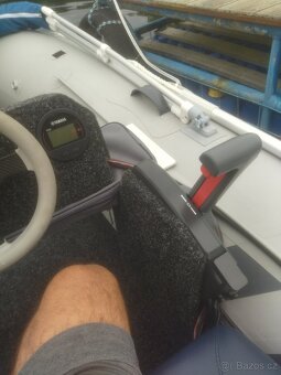 Motorový člun - 4