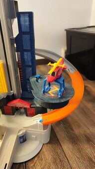 Garáž hot wheels - 4