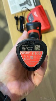Milwaukee M12 BPD Aku příklepová vrtačka - 4