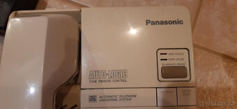 Starý telefon Panasonic se záznamníkem - 4