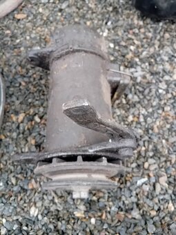 Nahradní díly trabant - 4