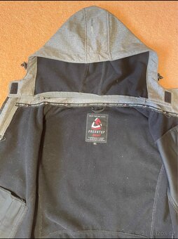 Softshellová bunda značky Freestep - 4