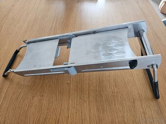 Nerezový kráječ / mandolína de Buyer Revolution - 4