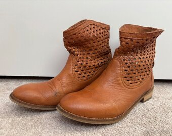 Damske kotnikove boty zn.Levi’s - 4