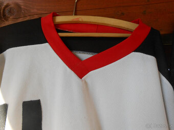 prodám hokejové dresy - 4