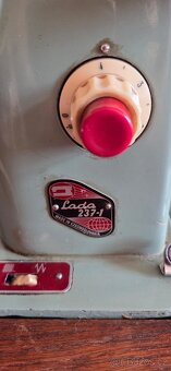 Šicí stroj Lada - 4