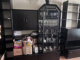 Velká obývací stěna + doplňkový nábytek - 4