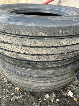 315/70R22.5 - 4
