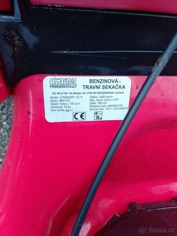 Sekačka na trávu - 4