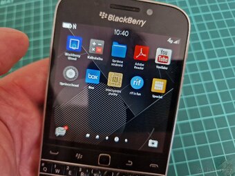 Blackberry classic - 4