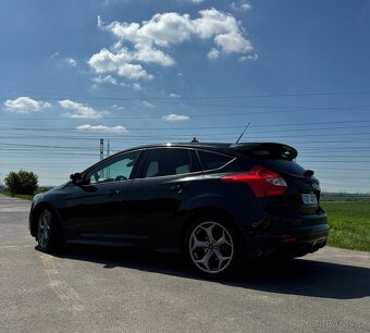 Ford Focus ST - 4