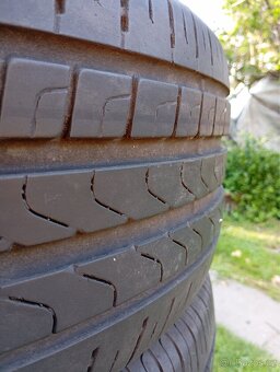 Pneu Pirelli - 4