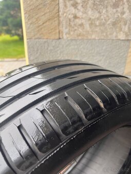 Nokian 235/50 r19 - 4