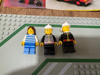 Lego 6385 Town Fire House - 4