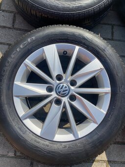 Originální sada disků VW s letním pneu 196/65 R15 - 4