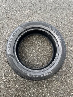 pneumatiky 235/55R19 - 4
