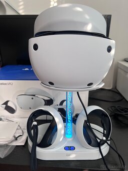 PSVR 2 komplet v záruce a nabíjecí stojan - 4