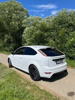 Ford Focus 2.0 - 4