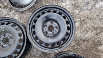 Plechové originální disky 5x112 R16 ET 41 na Audi, Škoda, VW - 4