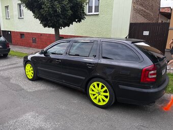 Škoda octavia 2 2.0tdi 103kw - 4