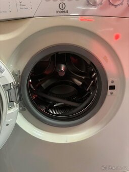 Pračka Indesit - 4