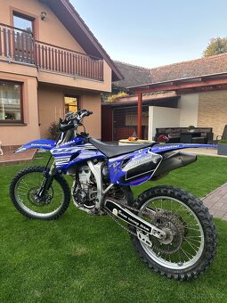 Yamaha YZF250 - 4