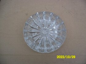 Váza, lázenské pohárky a velká keramická váza, popelník - 4