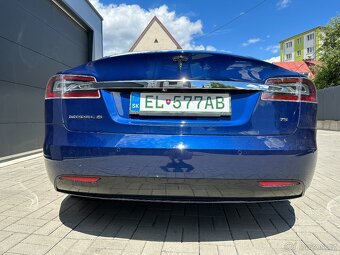 Tesla Model S 75 386 kW - 4