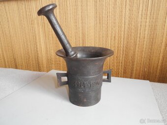 Starý hmoždíř železňák z roku 1916 - 4