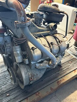 Motor z elektrocentrály Tatra 805 – málo najeto | vojenská u - 4