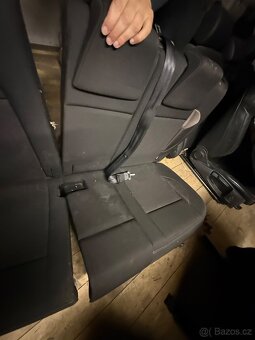 Prodám sedačky Peugeot 2008 rok 2013-2018 - 4