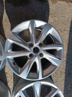 Opel Corsa F - originál alu 6,5x16 et38 - 4