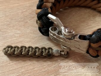 Paracord náramek (19 cm) black - brown - bronze - 4