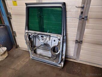 levé zadní dveře Sharan 2004 - 4