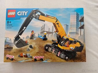 Lego City 60420 Žlutý bagr - 4