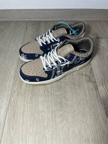 Nike SB Dunk TRAVIS SCOTT - 4