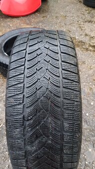 Zimní pneu Goodyear UltraGrip SUV 235/55 R18 - 4