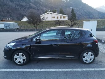 Renault Clio 1.2 benzín 2017 lehká havarie - 4