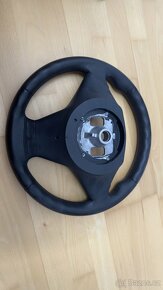 BMW e60 / e61 M - volant - 4